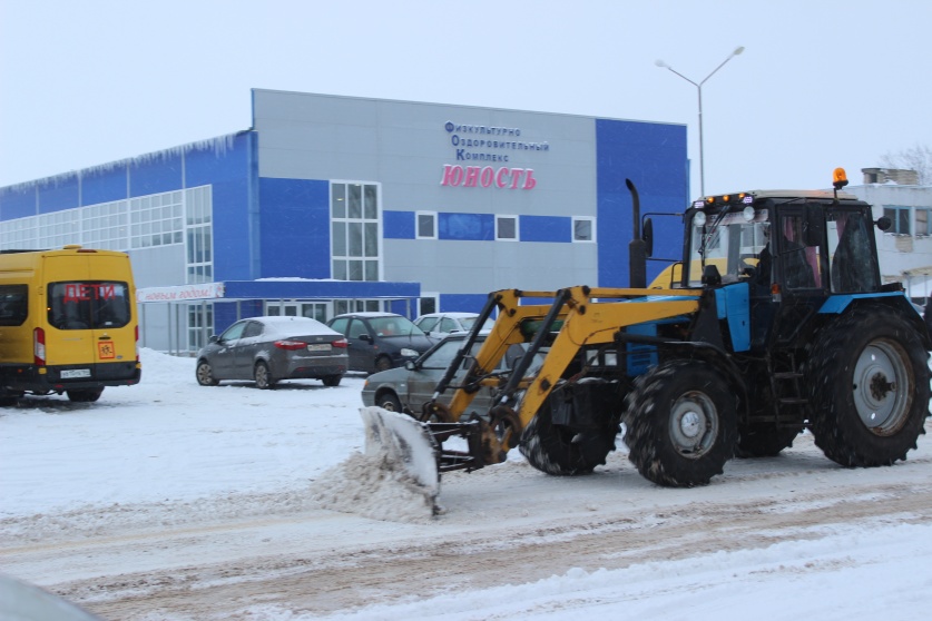  МУП «Водоканал» продолжает уборку и вывоз снега с улиц города