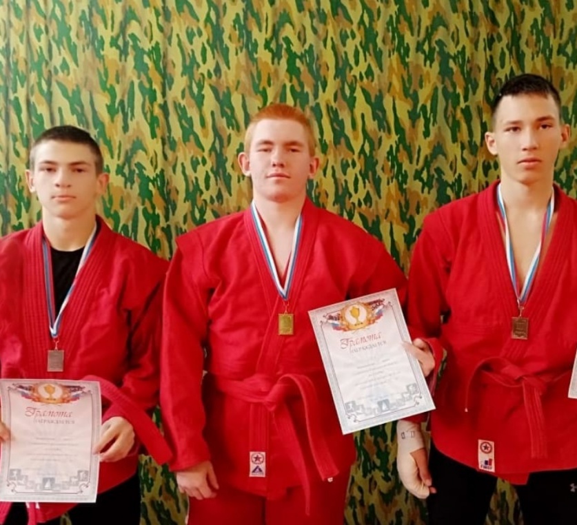 Ртищевские спортсмены стали победителями и призерами первенства Саратовской области по самбо