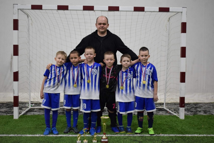 Юные ртищевские футболисты стали победителями областного детско-юношеского турнира