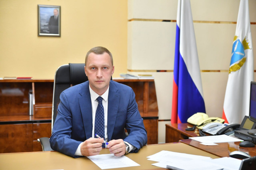 Поздравление губернатора Бусаргина Р.В. с Днем Весны и Труда!