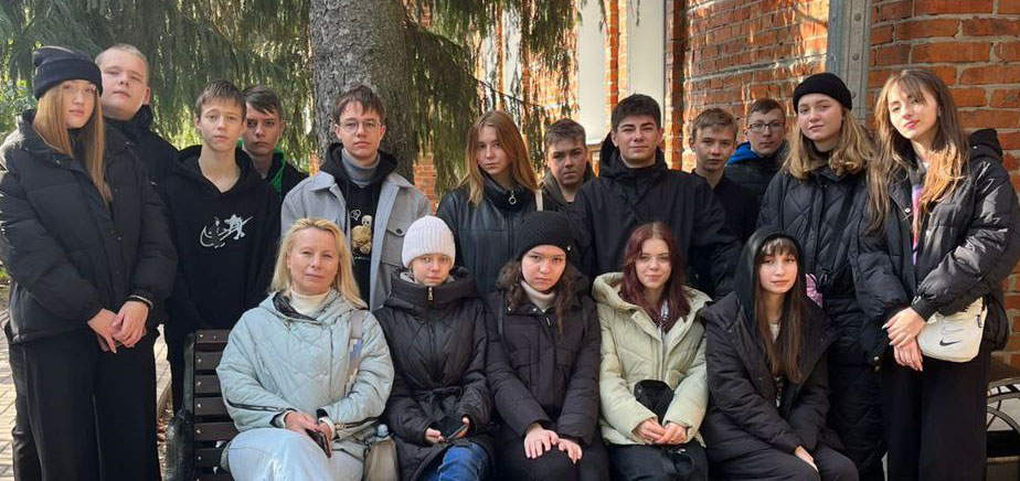 С Пушкинской картой по интересным местам (1).jpg