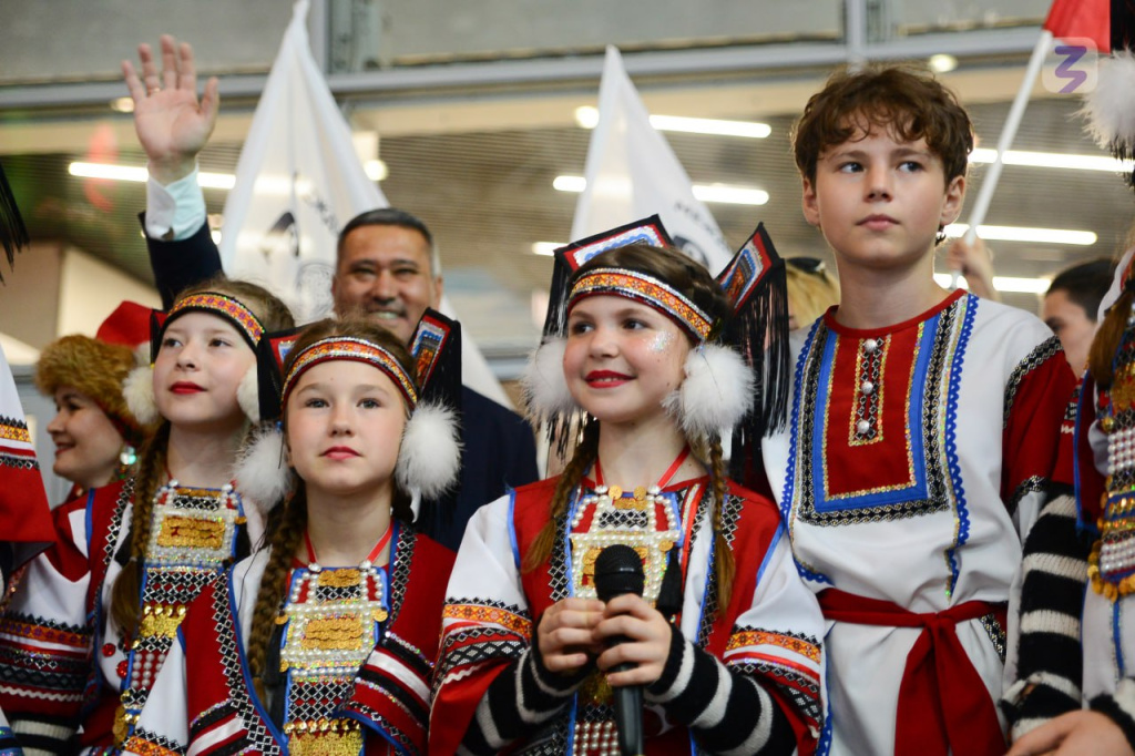 «Россия — семья семей» делегация Саратовской области примет участие в открытии Года единства народов России 1.jpg