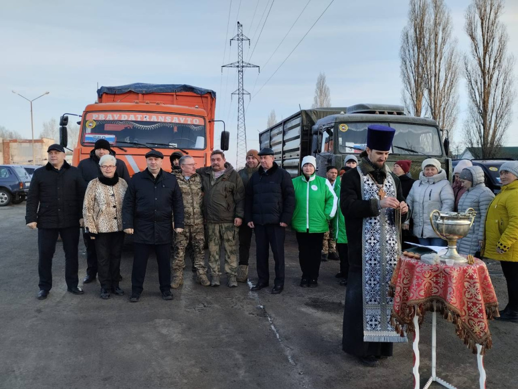 Очередной гуманитарный конвой отправился из Ртищева в зону специальной  военной операции