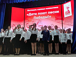 Дети поют песни Победы