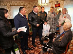 Поздравили Михаила Семеновича Калинкина с 79-ой годовщиной Победы в Великой Отечественной войне