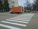 На  улицах  Ртищева  идет  нанесение  дорожной  разметки 