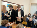 Я б в учителя пошел, пусть меня научат!