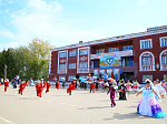 В мире нет тебя прекрасней, город мой родной!