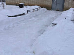 Продолжаются работы по расчистке дорог