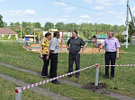 В Макаровском муниципальном образовании глава Ртищевского района Александр Жуковский проверил ход реализации федеральных и региональных программ.