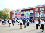 В мире нет тебя прекрасней, город мой родной!