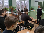 В Ртищево сотрудники транспортной полиции провели информационный час «Вместе против коррупции»