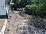 В городе продолжаются работы по ремонту тротуаров