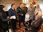 Поздравили Михаила Семеновича Калинкина с 79-ой годовщиной Победы в Великой Отечественной войне
