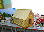 Выставка  «От  ремесла  к  искусству»