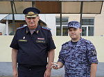 В Управлении Росгвардии по Саратовской области состоялись торжественная церемония приведения к присяге молодых сотрудников вневедомственной охраны и передача новых служебных автомобилей