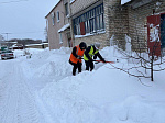 Продолжаются работы по расчистке дорог