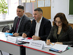 Депутаты областной Думы познакомились с работой предприятий и организаций в рамках визита в Ртищевский район.