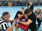 10 мая в игровом зале ФОКа "Юность" прошёл открытый турнир по армрестлингу