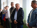 В память о тех, кто воевал, возле школы посадили молодой тополь