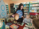 Юным покорителям космоса: в библиотеке рассказали о звёздах и планетах