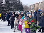 Сегодня на центральной площади города прошли традиционные гулянья «Широкая Масленица»