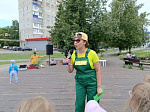В Центральном сквере прошла развлекательная программа «Приключения Винтика и Шпунтика» по книге Николая Носова