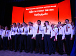 Дети поют песни Победы