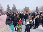 Сегодня на центральной площади города прошли традиционные гулянья «Широкая Масленица»
