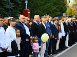В мире нет тебя прекрасней, город мой родной!