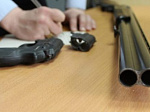Саратовцы в текущем году добровольно сдали более 480 единиц оружия и боеприпасов