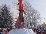 Сегодня на центральной площади города прошли традиционные гулянья «Широкая Масленица»